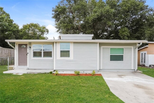 property at 2428 S Maple Ave