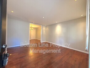 2719 Thornton Rd in Charlotte, NC - Building Photo - Building Photo