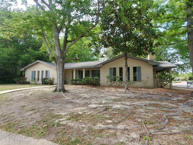 property at 2302 Robert Dr