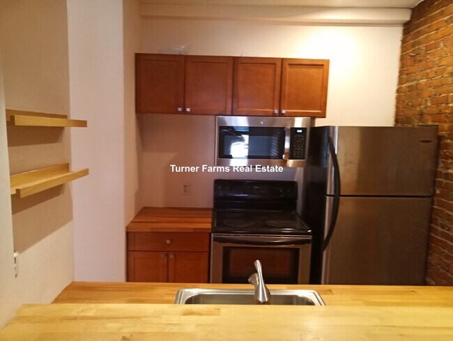 204 Northampton St, Unit 3 in Boston, MA - Building Photo - Building Photo