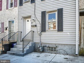 24 W Front St in Bridgeport, PA - Building Photo - Building Photo