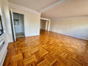 303 Beverley Rd in Brooklyn, NY - Building Photo - Building Photo