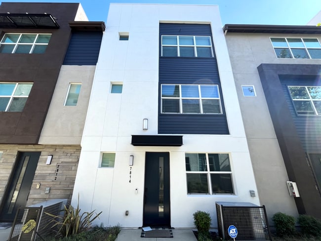 property at 7814 Paxton Pl