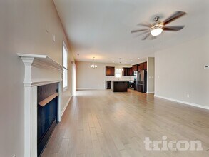 81 W Lumber Ct in Clayton, NC - Building Photo - Building Photo