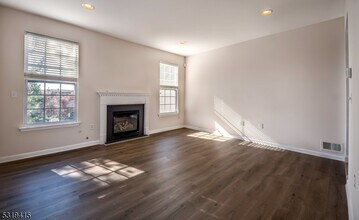 116 Winding Hill Dr in Hackettstown, NJ - Building Photo - Building Photo