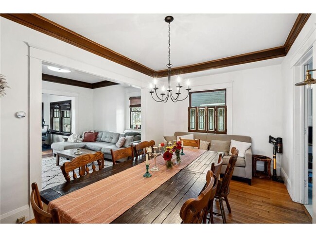 property at 319 Vincent Ave N
