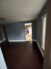 811 W Main St, Unit 4 in Norristown, PA - Building Photo - Building Photo