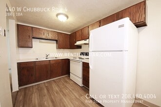 440 W Chubbuck Rd in Pocatello, ID - Building Photo - Building Photo