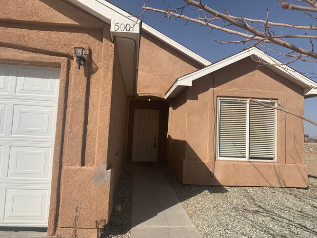 5001 Bosworth Rd in Las Cruces, NM - Building Photo - Building Photo