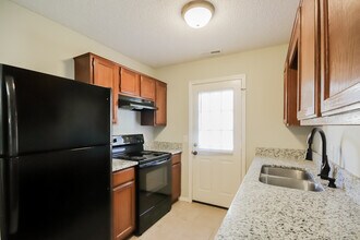 3407 SW Victoria Pl in Bentonville, AR - Building Photo - Building Photo