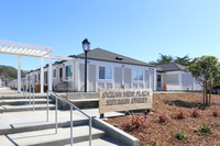 Ocean View Plaza in Half Moon Bay, CA - Building Photo - Building Photo