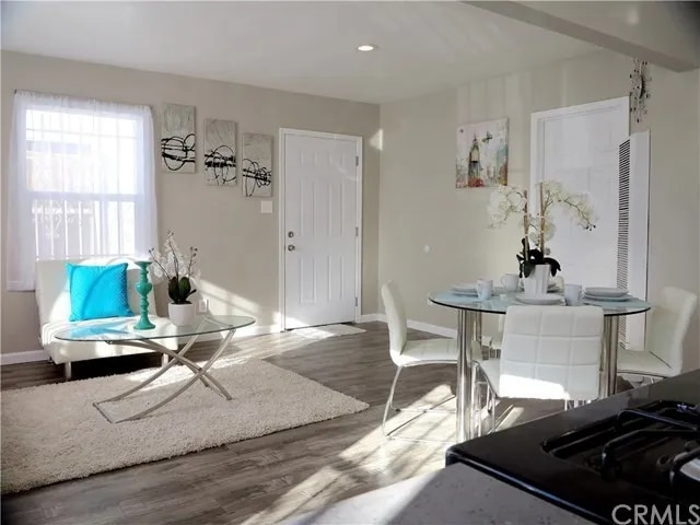 property at 6582 S Van Ness Ave