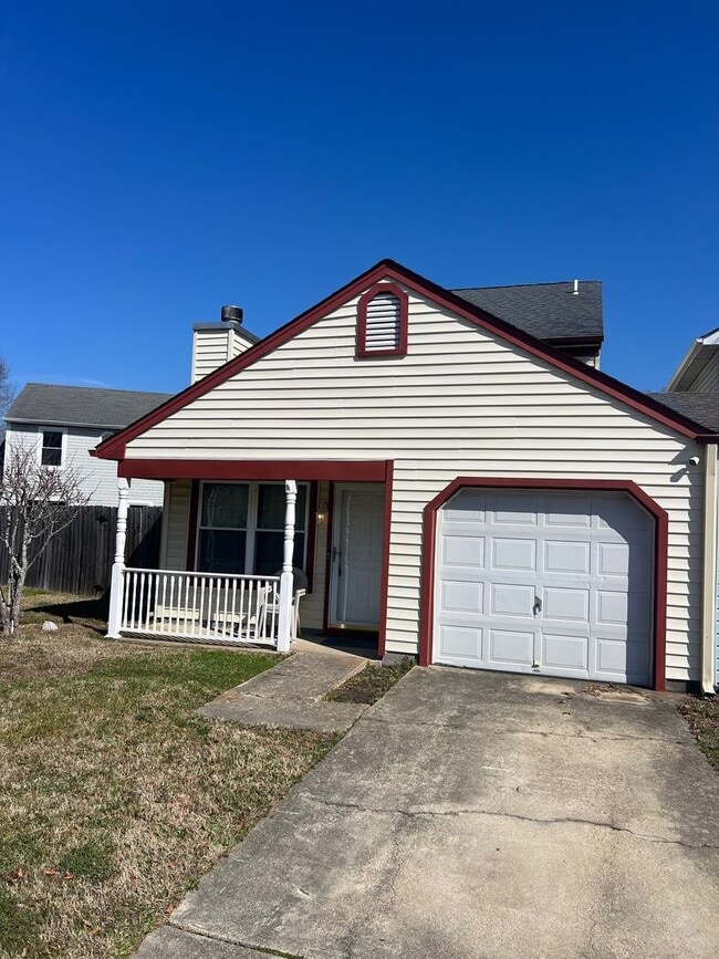 405 Cobblewood Arch in Chesapeake, VA - Building Photo - Building Photo