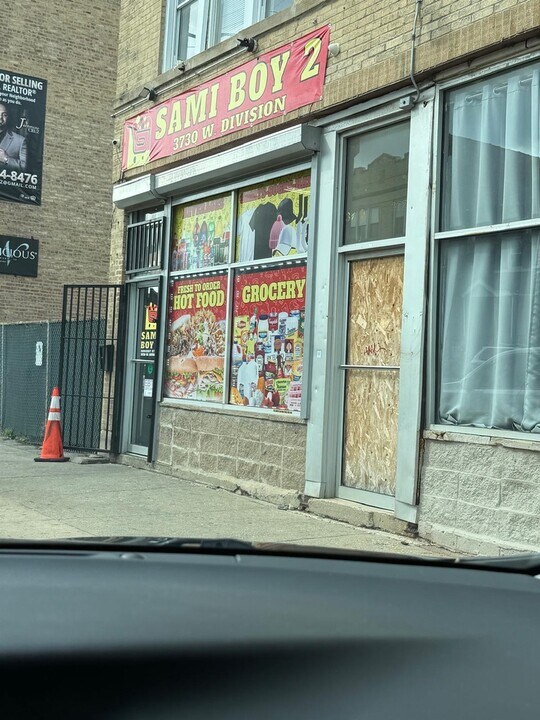 3728 W Division St in Chicago, IL - Building Photo