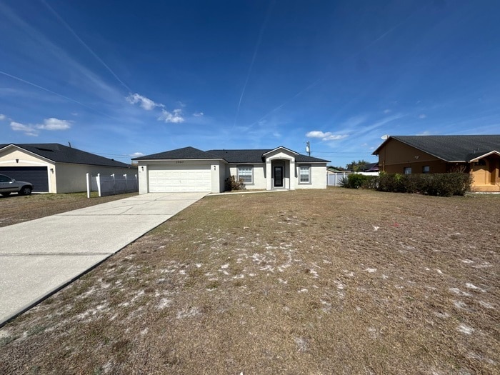 2960 Flynn St in Deltona, FL - Building Photo