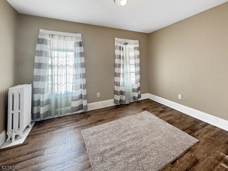 62 Summit Ave, Unit B in Phillipsburg, NJ - Building Photo