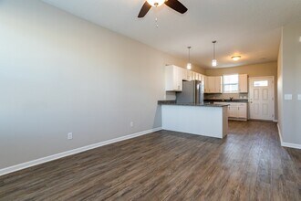 The Brownstones in Bettendorf, IA - Building Photo - Building Photo