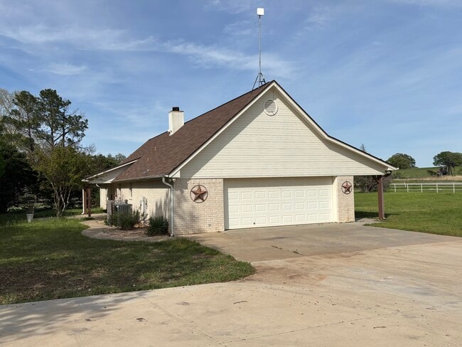property at 4196 S FM 51