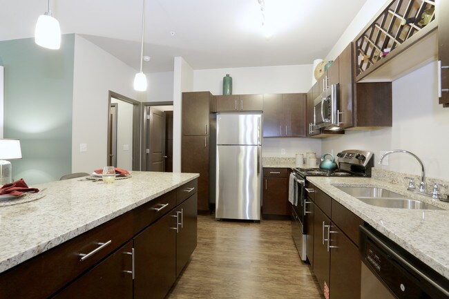 Springs At South Elgin in South Elgin, IL - Building Photo - Interior Photo