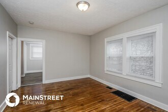 1821 W Lee St in Louisville, KY - Foto de edificio - Building Photo