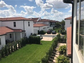 8896 Bismarck Palm Dr in Winter Garden, FL - Building Photo - Building Photo