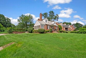 3700 Kennedy Street in Hyattsville, MD - Foto de edificio - Building Photo