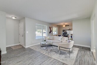 5716 N 12th St in Phoenix, AZ - Foto de edificio - Building Photo