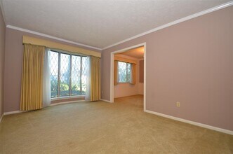 13722 Lynnwood Ln in Sugar Land, TX - Building Photo - Building Photo