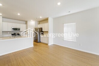 318 Pond Spg Dr in Huntsville, AL - Building Photo - Building Photo