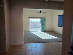 8119 N Peppersauce Dr in Tucson, AZ - Building Photo - Building Photo