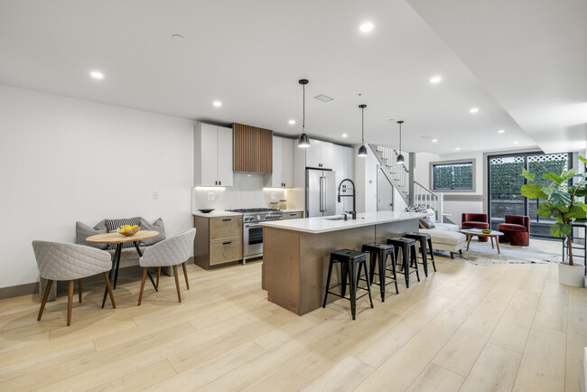 566 E 3rd St, Unit 1