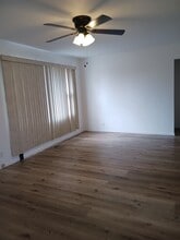 408 NE 11th St in Grants Pass, OR - Building Photo - Building Photo