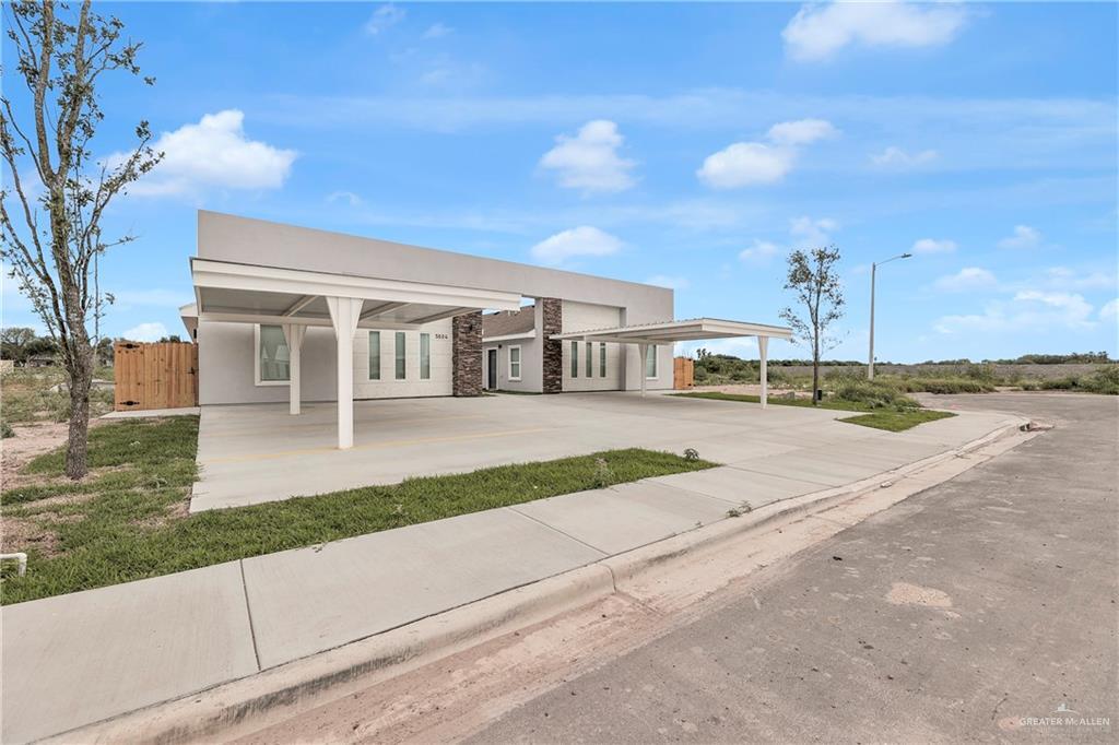 5604 Ozark Ave, Unit 1 in McAllen, TX - Building Photo