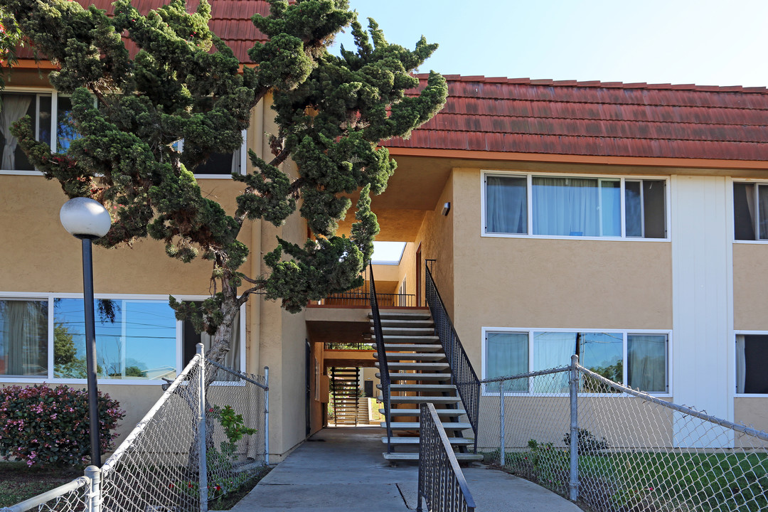 Casa De Miranda Apartments in San Ysidro, CA - Building Photo