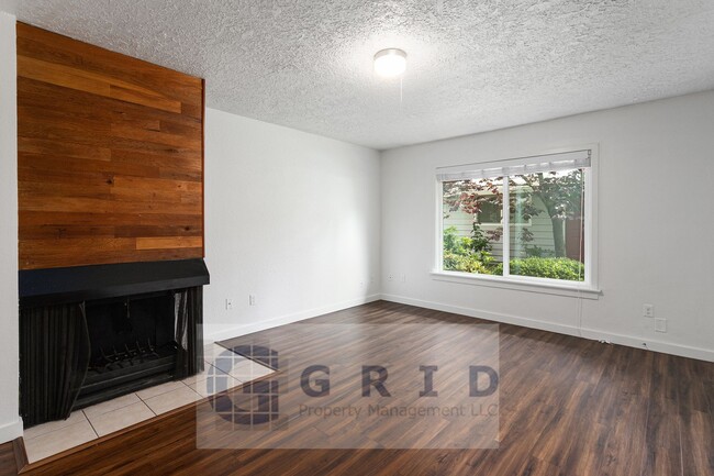 property at 2933-2935-2935 NE Everett St