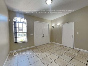 8034 SW 119 Pl in Miami, FL - Foto de edificio - Building Photo