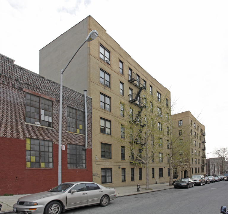 1933 Union St in Brooklyn, NY - Building Photo