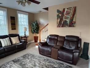 312 Long Pointe Ln in Columbia, SC - Foto de edificio - Building Photo