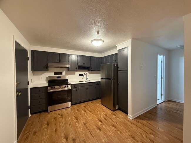 240 Belmont St, Unit 12 in Malden, MA - Building Photo - Building Photo