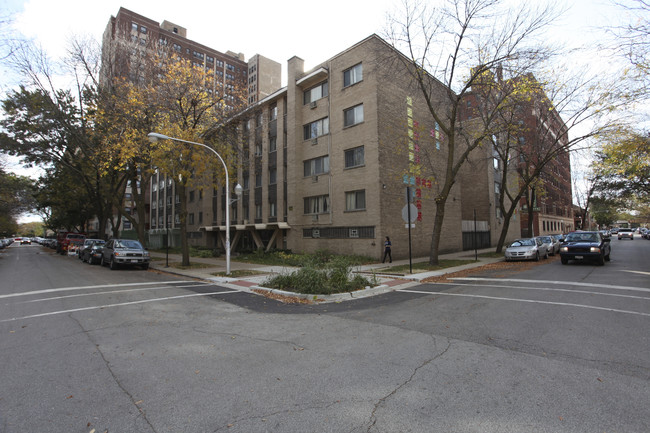 6250 N Kenmore Ave in Chicago, IL - Foto de edificio - Building Photo