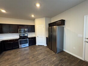 14013 Levy Ln in Pflugerville, TX - Building Photo - Building Photo