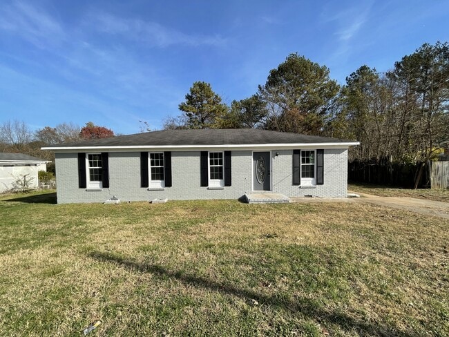 property at 4002 Offutt Ct NW