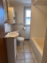 1618 Wyoming Ave, Unit 1618 B in Forty Fort, PA - Building Photo - Building Photo