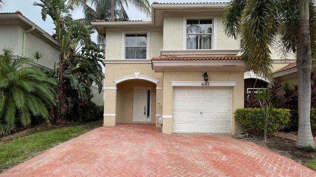 6143 Seminole Gardens Cir in Riviera Beach, FL - Building Photo - Building Photo