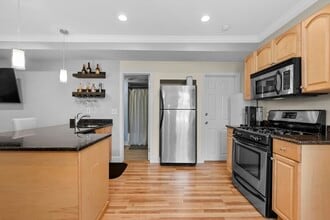 11 Columbia Rd in Wakefield, MA - Foto de edificio - Building Photo