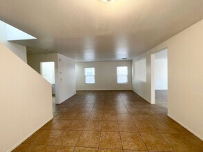 4840 Diamond Estates Ct in Las Vegas, NV - Building Photo - Building Photo