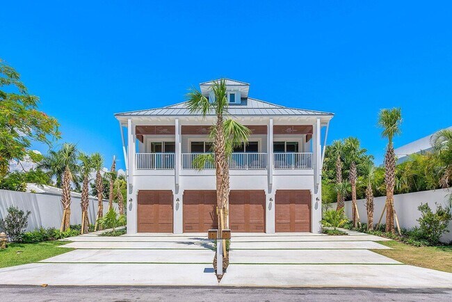909 Bond Way in Delray Beach, FL - Building Photo - Building Photo