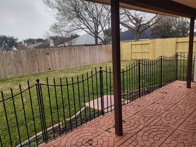 property at 32227 Willow Creek Park