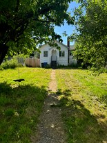 5429 Delridge Way SW in Seattle, WA - Building Photo