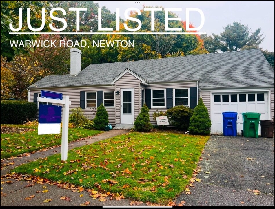 137 Warwick Rd in Newton, MA - Building Photo